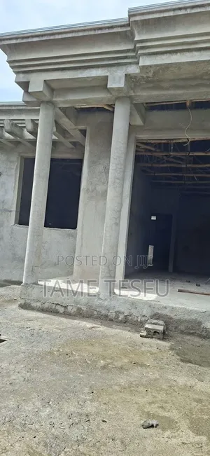 3bdrm House in ሀያት, Bole for sale