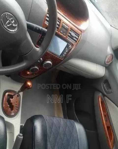 Toyota Yaris 1.0 VVT-i 2008 Silver