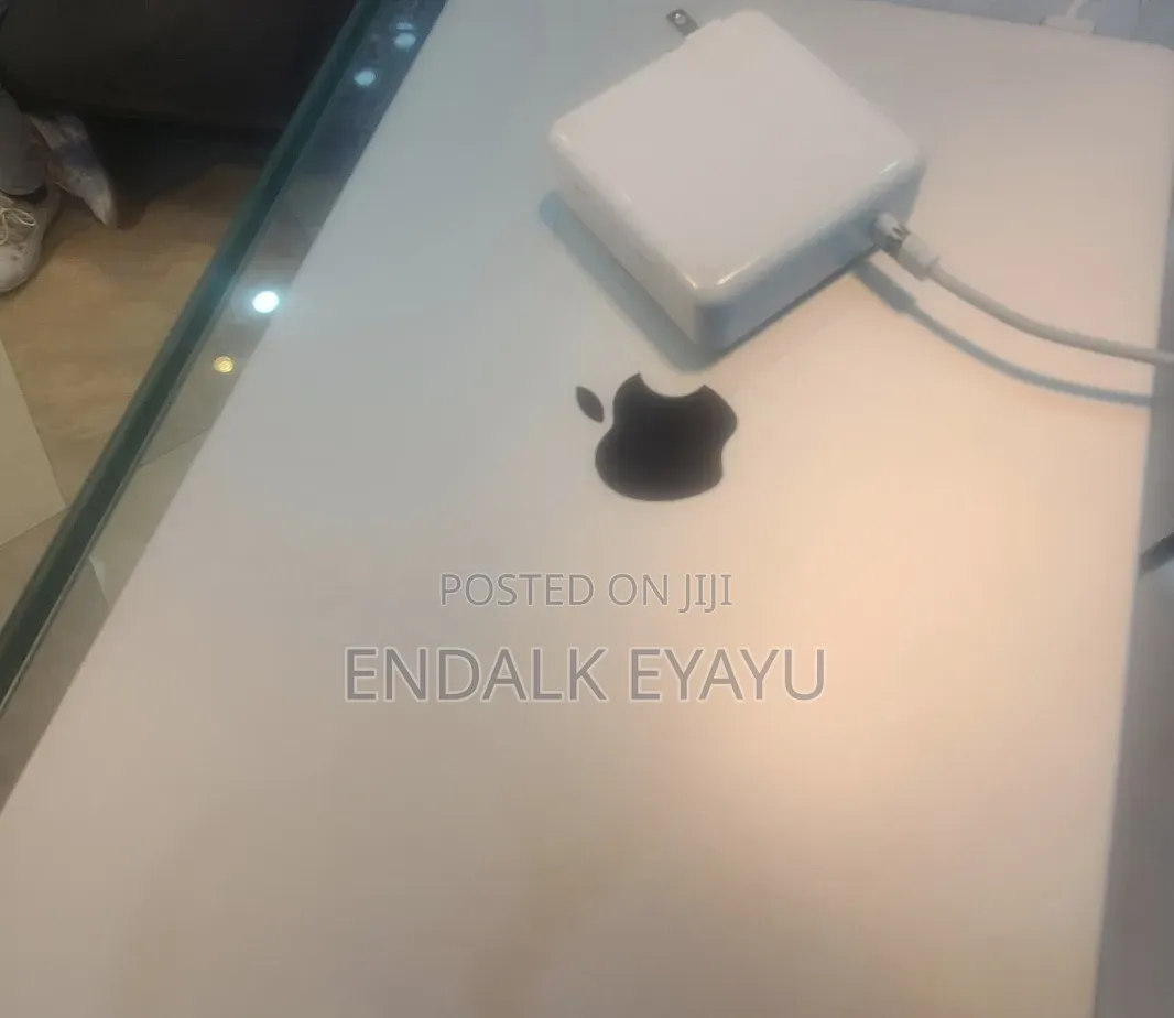 New Laptop Apple MacBook Pro 2021 M1 Max 32GB Apple M1 Max SSD 1T