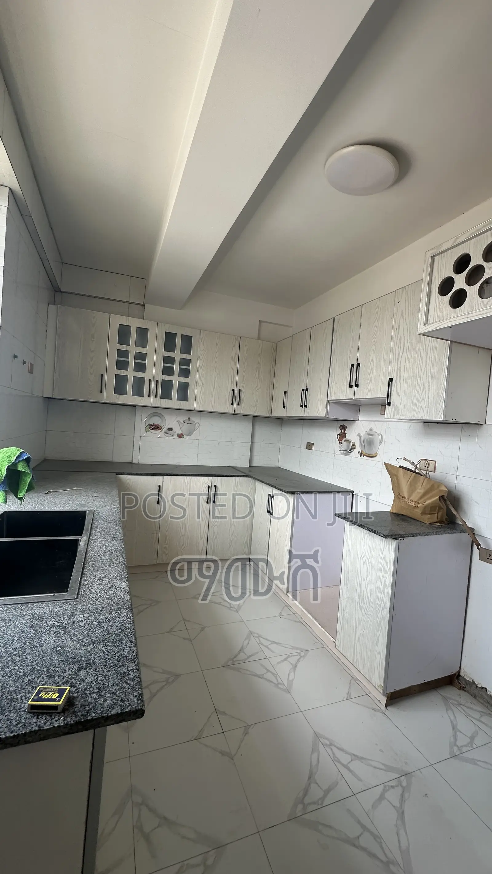 Furnished 2bdrm Apartment in አያት ጊፍት አፓርታማ ላይ, Bole for sale