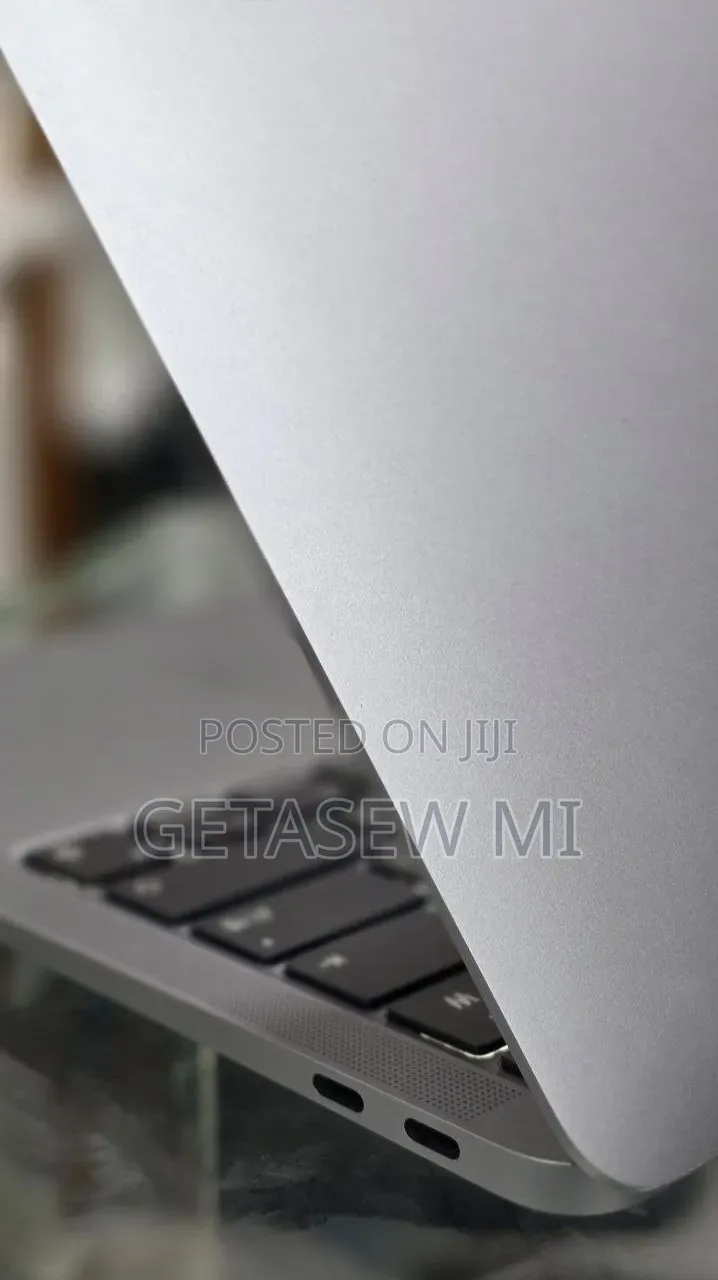 New Laptop Apple MacBook Air 2020 M1 8GB Apple M1 SSD 256GB