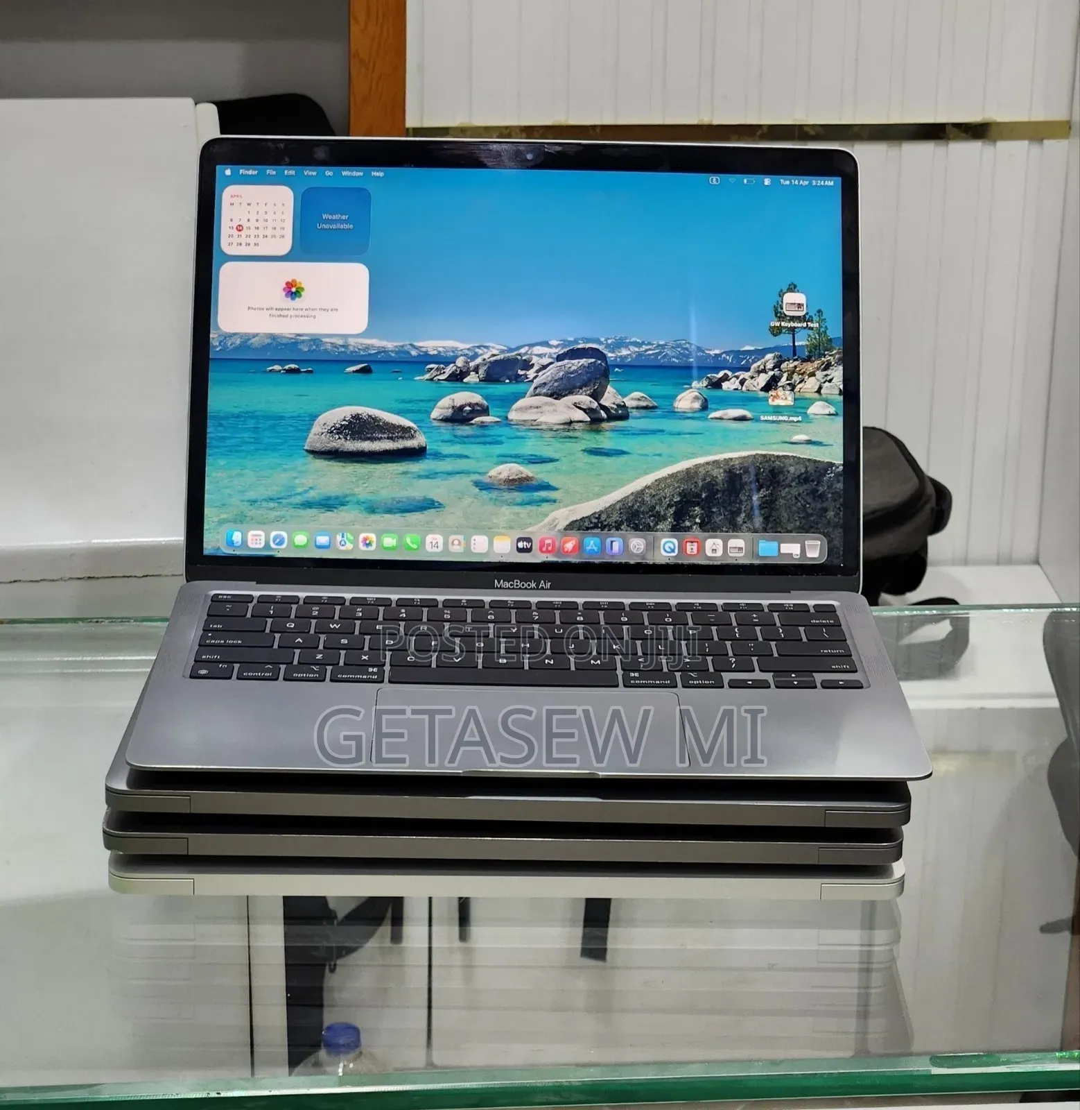 New Laptop Apple MacBook Air 2020 M1 8GB Apple M1 SSD 256GB
