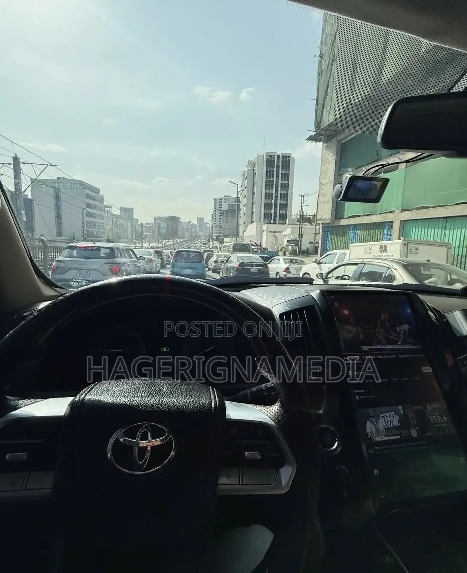 Toyota Land Cruiser 2020 Black