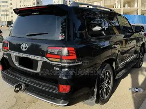 Toyota Land Cruiser 2020 Black