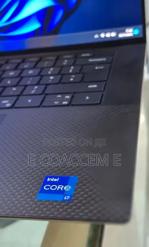 New Laptop Dell Precision 5570 16GB Intel Core i7 SSD 512GB