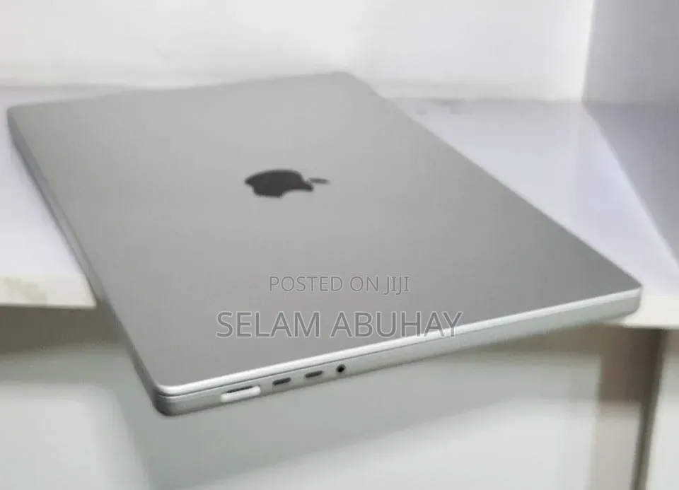 New Laptop Apple MacBook Pro 2021 M1 16GB Apple M1 Pro SSD 512GB