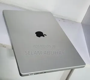 New Laptop Apple MacBook Pro 2021 M1 16GB Apple M1 Pro SSD 512GB