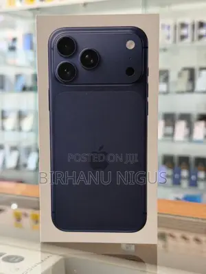 New Apple iPhone 17 Pro Max 256 GB Blue