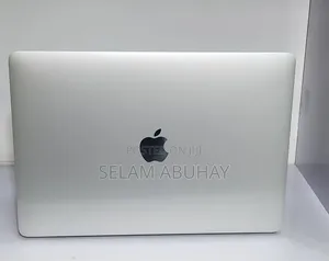 New Laptop Apple MacBook Pro 2020 16GB Intel Core i7 SSD 512GB