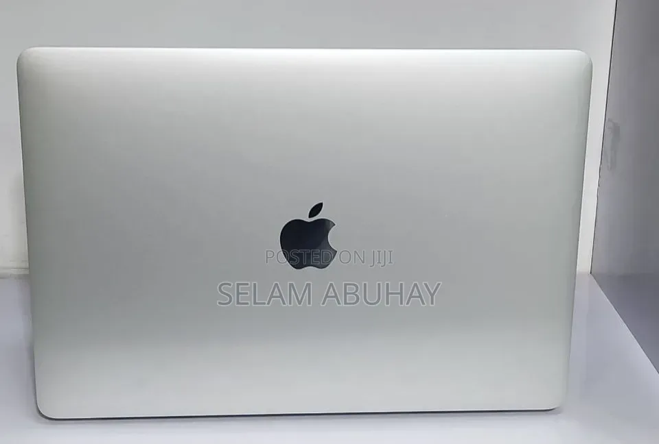New Laptop Apple MacBook Pro 2020 16GB Intel Core i7 SSD 512GB