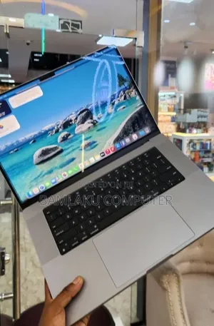 New Laptop Apple MacBook Pro 2021 M1 16GB Apple M1 Pro SSD 1T