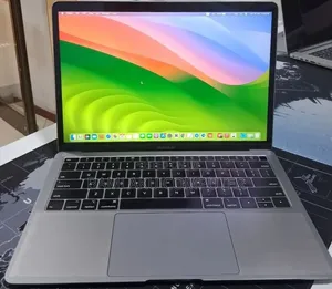 New Laptop Apple MacBook Air 2019 8GB Intel Core i5 SSD 128GB