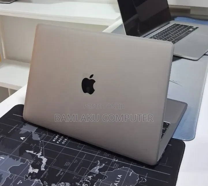 New Laptop Apple MacBook Air 2019 8GB Intel Core i5 SSD 128GB