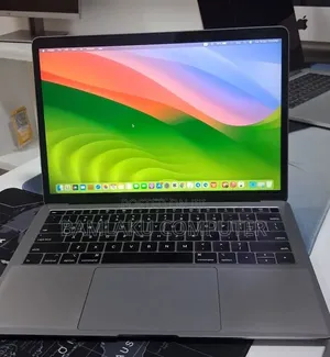 New Laptop Apple MacBook Air 2019 8GB Intel Core i5 SSD 128GB