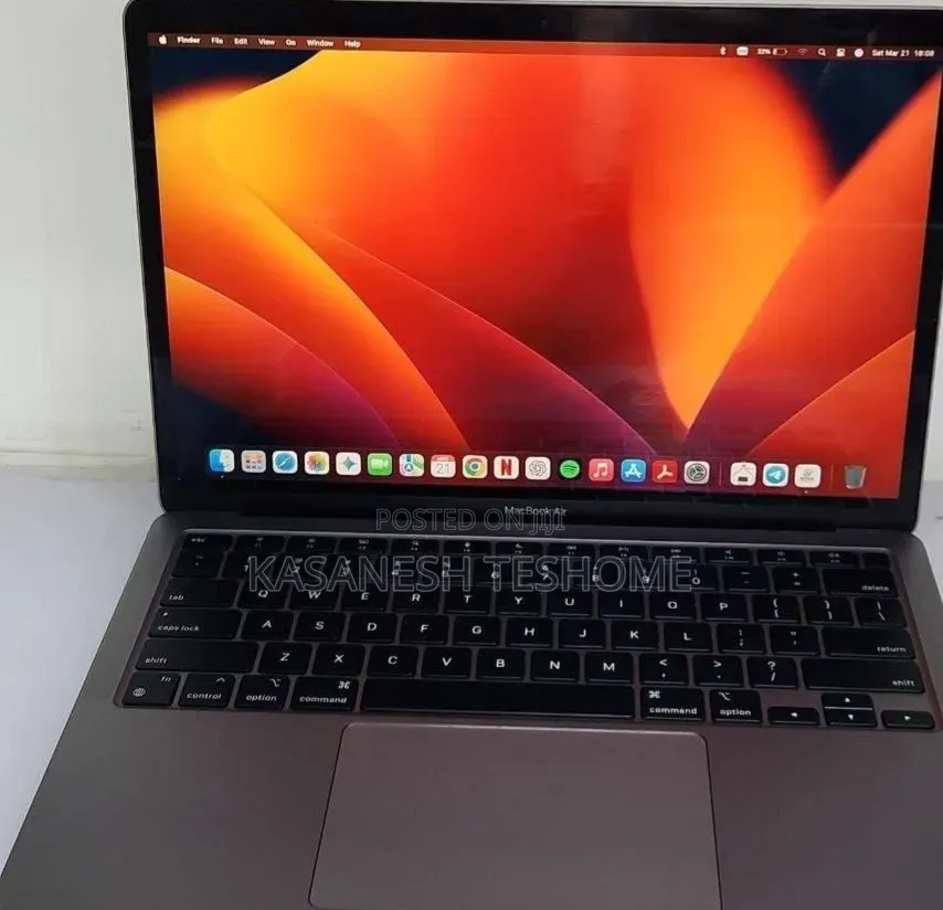New Laptop Apple MacBook Air 8GB Intel Core M3 SSD 256GB