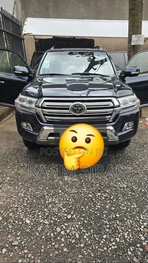 Toyota Land Cruiser 2017 Gray