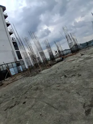 3bdrm Apartment in ኤማሮሻ ሪልስቴት, Arada for sale