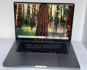 New Laptop Apple MacBook Pro 2021 M1 16GB Apple M1 Pro SSD 512GB