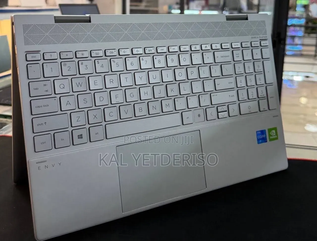 New Laptop HP Envy X360 16GB Intel Core i5 SSD 512GB