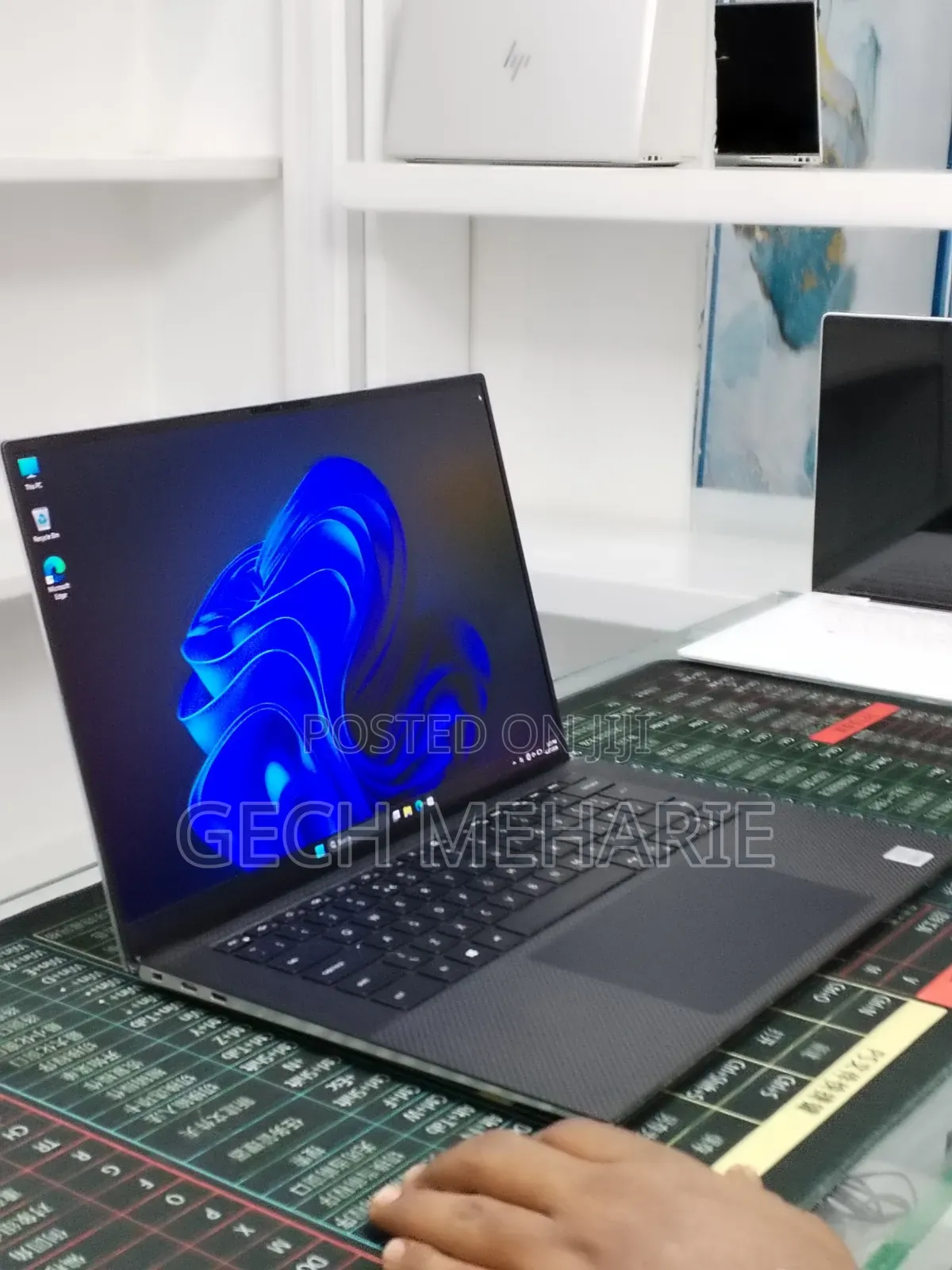 New Laptop Dell XPS 15 16GB Intel Core i7 SSD 512GB