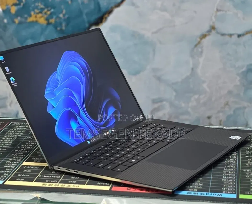 New Laptop Dell XPS 15 16GB Intel Core i7 SSD 512GB