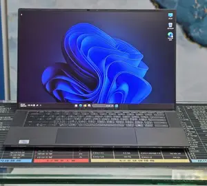 New Laptop Dell XPS 15 16GB Intel Core i7 SSD 512GB