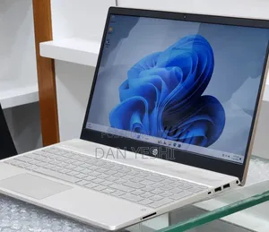 New Laptop HP Pavilion 15 8GB Intel Core i5 SSD 512GB