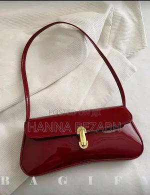 Trendy Women's Handbag