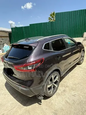 Nissan Qashqai 2018 Brown