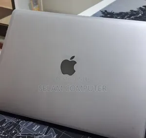 New Laptop Apple MacBook Pro 2019 8GB Intel Core i5 SSD 128GB