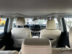 Toyota Highlander Hybrid 2023 Gray