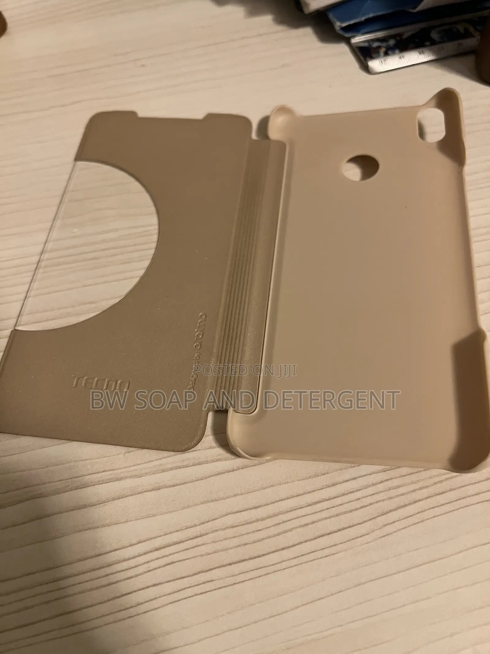 Tecno Case