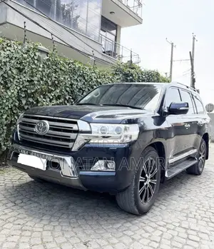 Toyota Land Cruiser 2017 Black