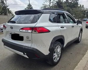 Toyota Corolla 2022 White