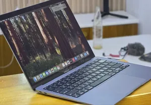 New Laptop Apple MacBook Air 2020 M1 16GB Apple M1 SSD 512GB
