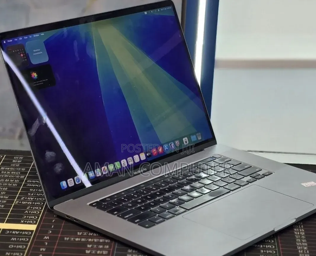 New Laptop Apple MacBook Pro 2019 16GB Intel Core i9 SSD 2T