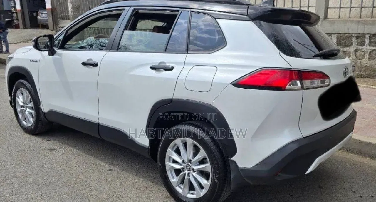 Toyota Corolla 2022 White
