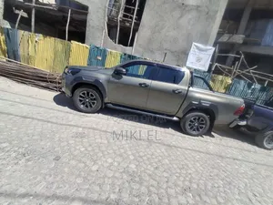 Toyota Hilux Revo Double Cab Deisel 2.4 RWD 2021 Gray