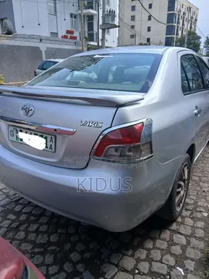 Toyota Belta 2008 Silver
