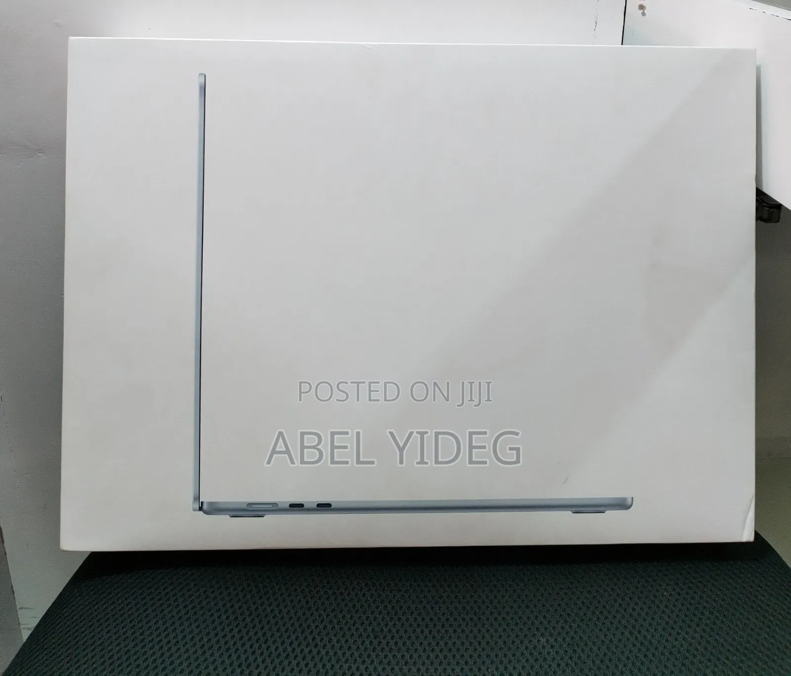 New Laptop Apple MacBook Air 2025 M4 16GB Apple M4 SSD 512GB