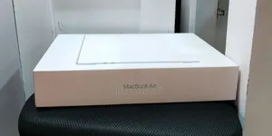 New Laptop Apple MacBook Air 2025 M4 16GB Apple M4 SSD 512GB