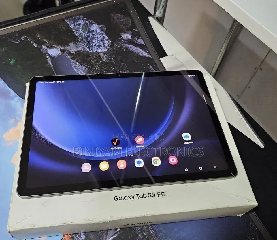New Samsung Galaxy Tab S9 FE 128 GB Silver