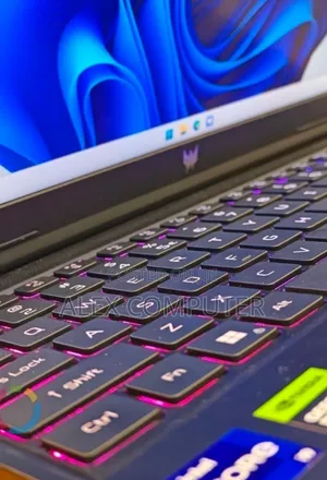 New Laptop Acer Predator Helios 300 16GB Intel Core i9 SSD 1T