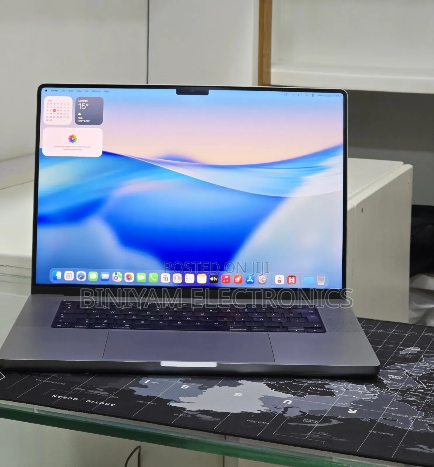 New Laptop Apple MacBook Pro 2021 M1 64GB Apple M1 Max SSD 1T