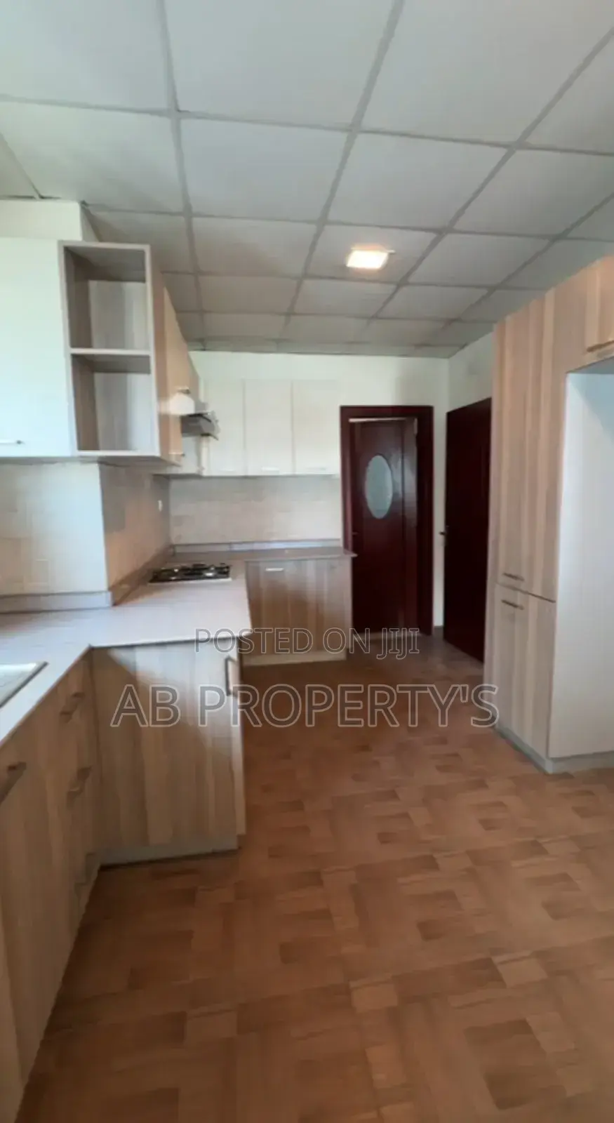 Furnished 3bdrm Apartment in For Investment, Kirkos for sale
