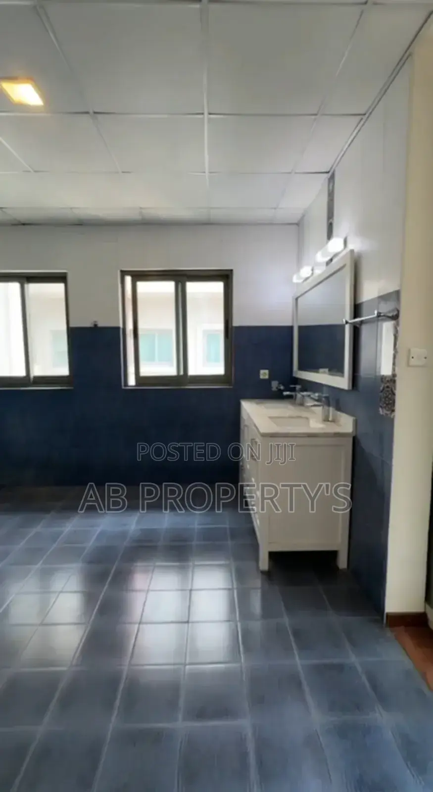 Furnished 3bdrm Apartment in For Investment, Kirkos for sale