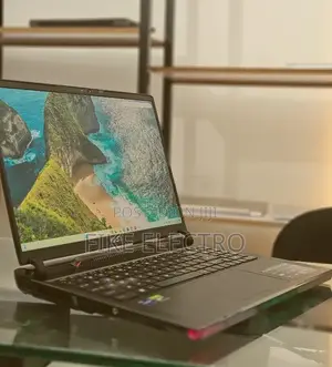 New Laptop MSI Raider GE68HX 13VI-202US 32GB Intel Core i9 SSD 1T