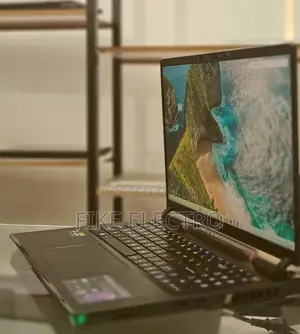 New Laptop MSI Raider GE68HX 13VI-202US 32GB Intel Core i9 SSD 1T