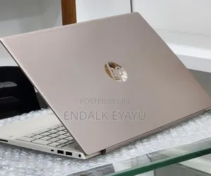 New Laptop HP Pavilion 15 8GB Intel Core i5 SSD 512GB