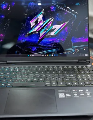 New Laptop Acer Predator Helios 300 16GB Intel Core Ultra 9 SSD 512GB